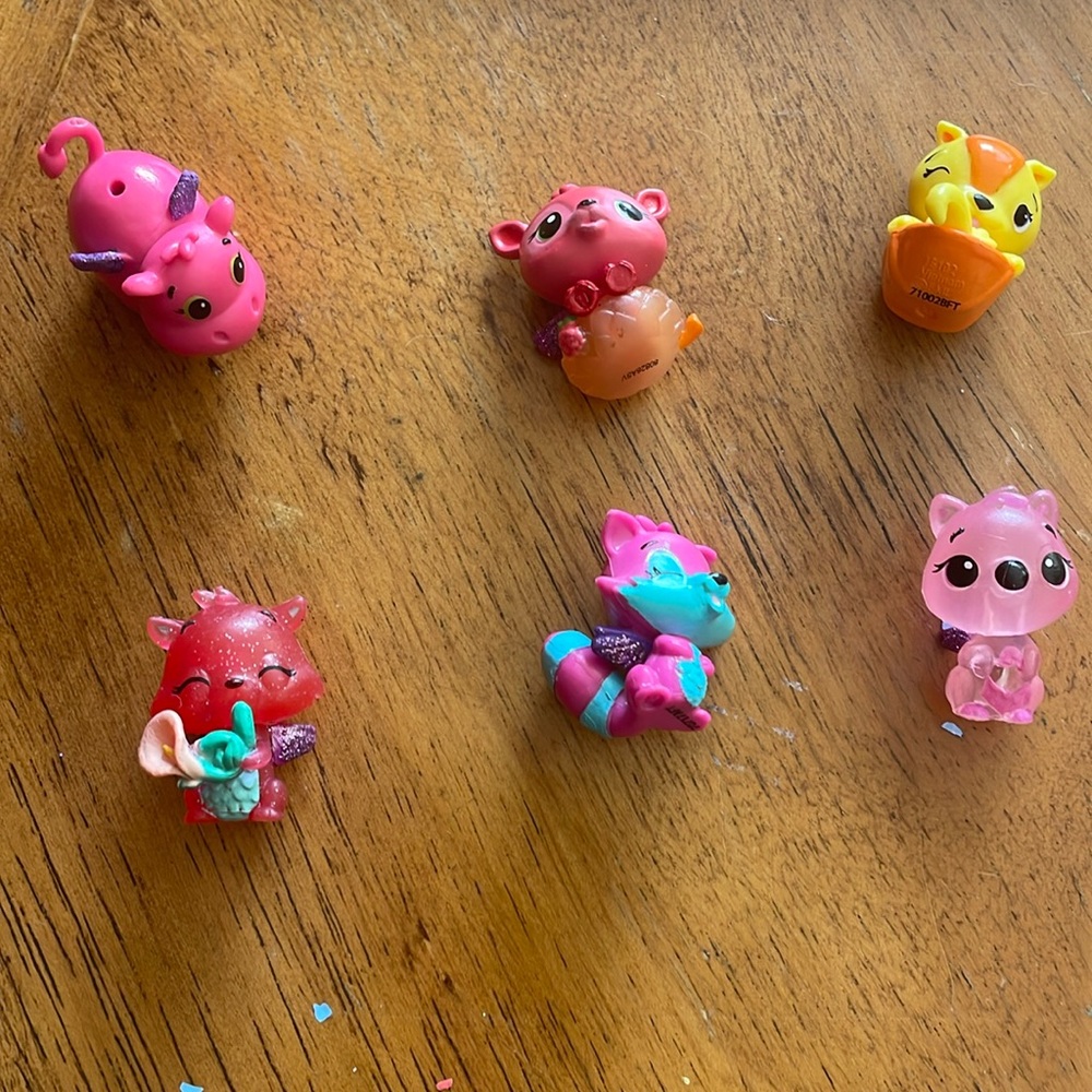 Lot of 6 Ultra Rare Hatchimals